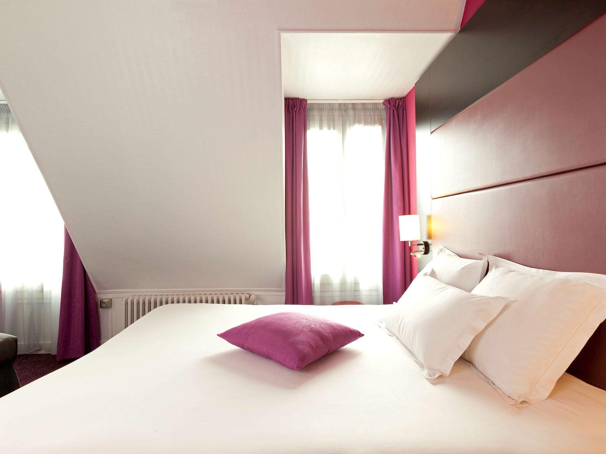 Ibis Styles Paris Pigalle Montmartre Esterno foto