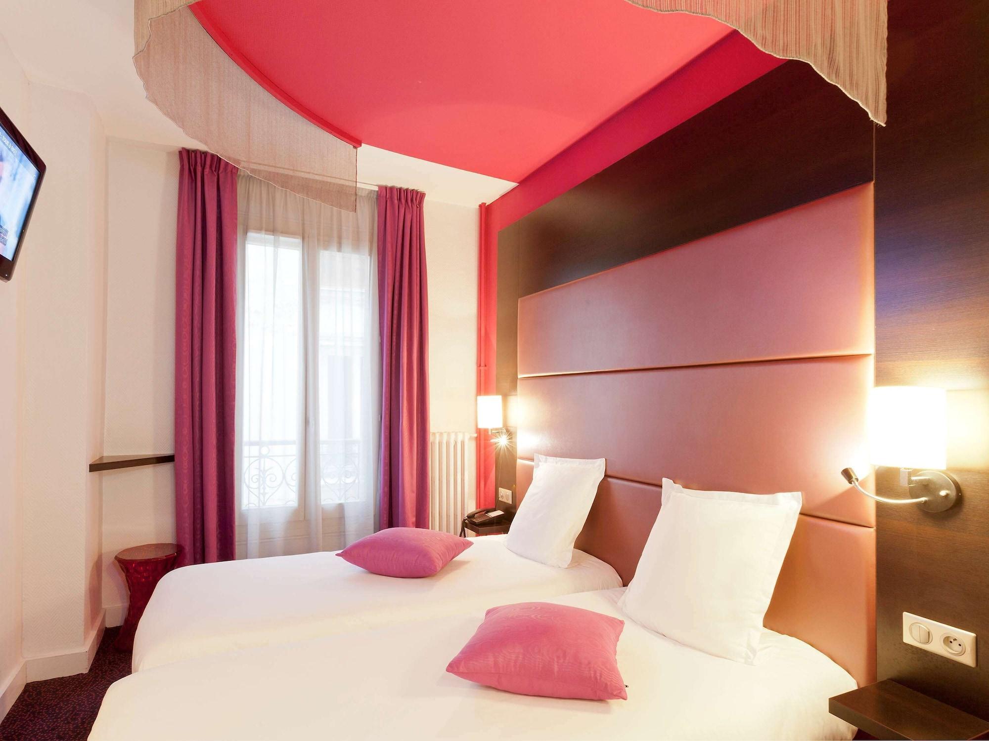 Ibis Styles Paris Pigalle Montmartre Esterno foto